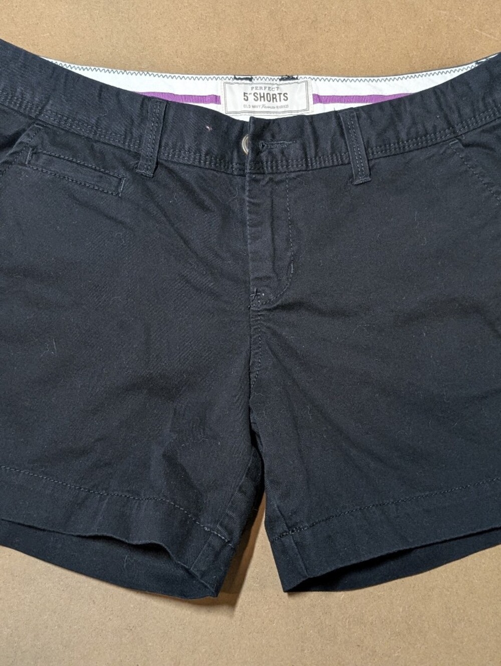 Old Navy Women's Black 5" Bermuda Shorts